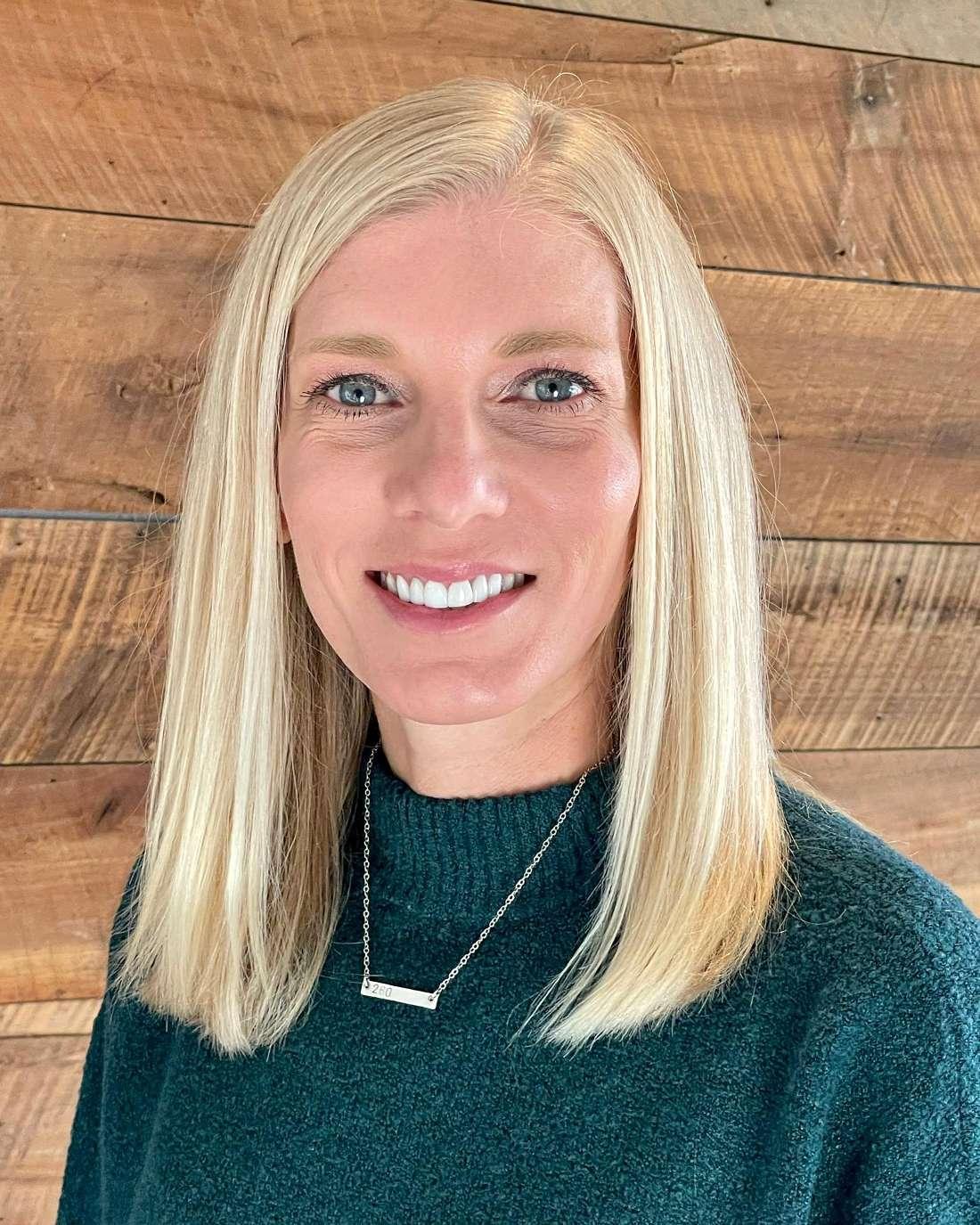 Dentist in Bradenton FL | Carrie